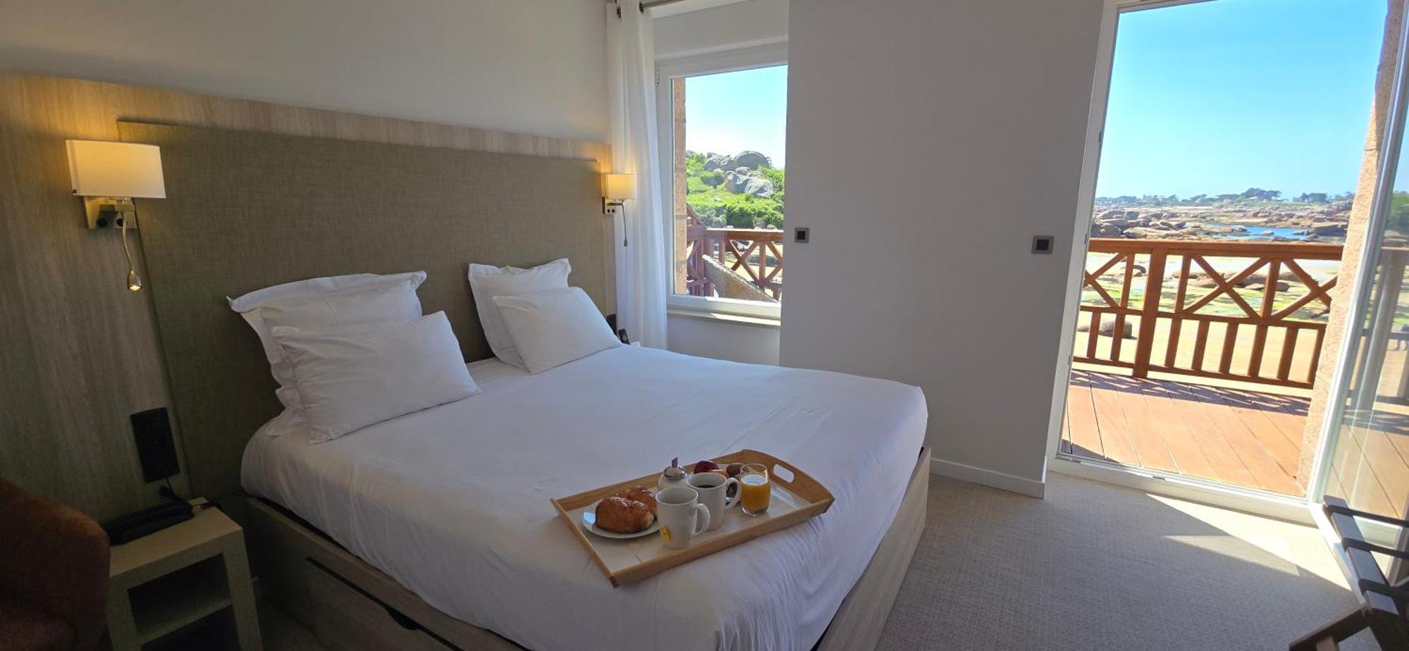 Hotel Logis Saint Guirec Et De La